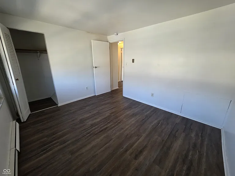 3809 Biscayne Rd — Photo 9