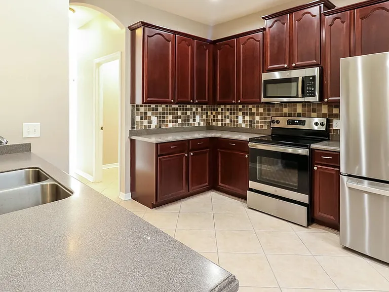 7926 Citrus Blossom Dr — Photo 9