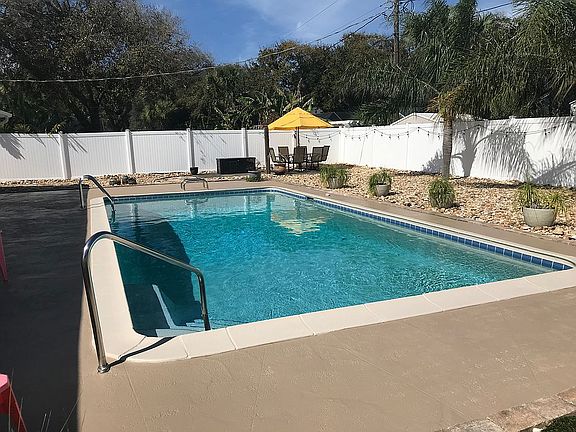 5th image of 4429 Saxon Dr
