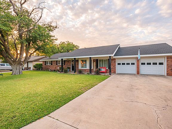 2nd image of 2411 Camarie Ave