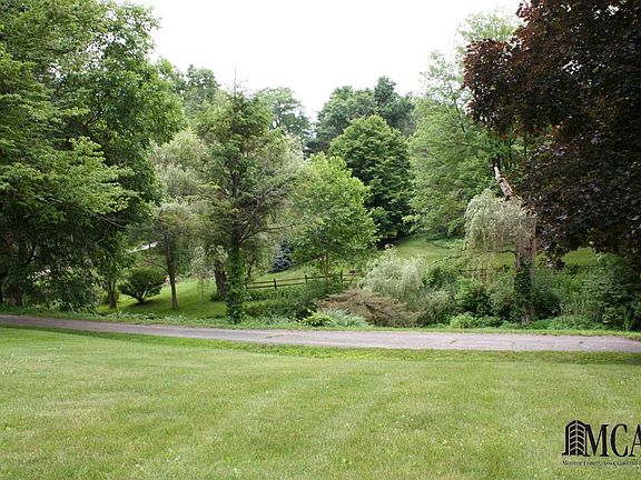 3rd image of 7034 Glenmore Dr