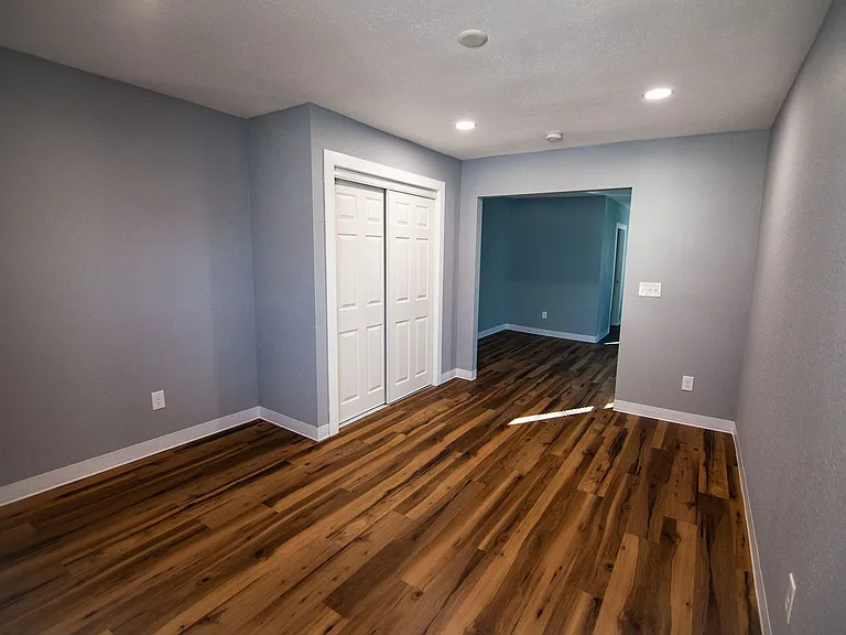 1114 N Ohio Ave — Photo 5