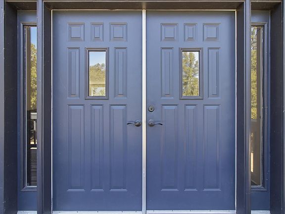 4th image of 2700 Freshwater Ln