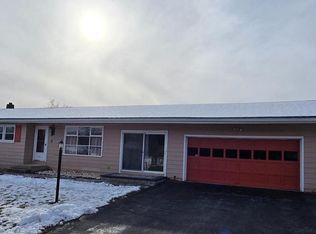 315 Long Lane Rd, Walnutport, PA 18088