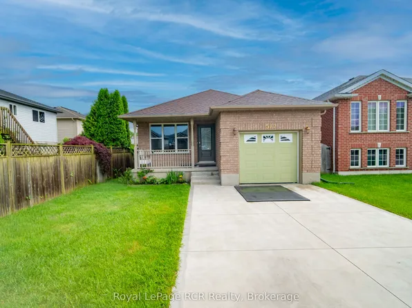 572 Scougall Ct, Kincardine, ON N2Z 3B6