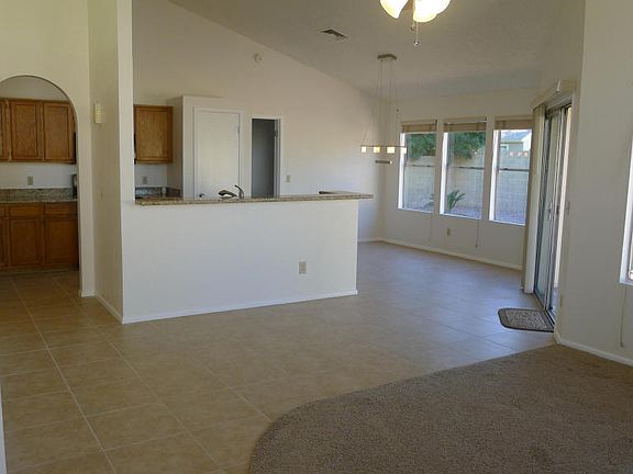2nd image of 3608 W Morelos St