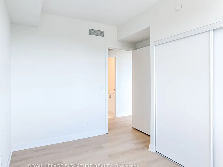 15 Ellerslie Ave #2508 — Photo 14
