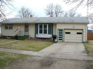 317 Main St N, Fordville, ND 58231