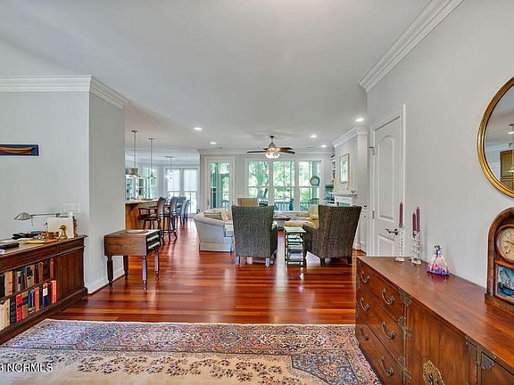 4th image of 5103 Hollow Tree Drive