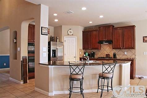 4th image of 722 Lorimor Ct