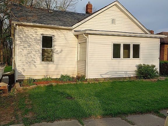 2nd image of 1217 Lincoln Ave