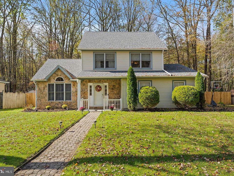 1st image of 45 Sheri Way