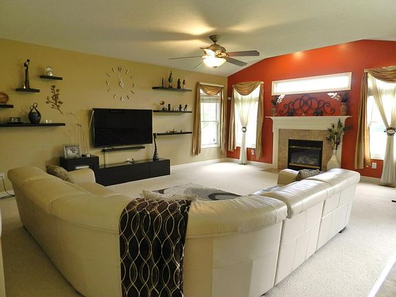 5th image of 7158 Lavender Ln
