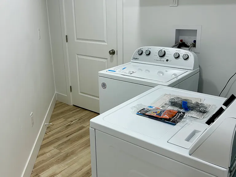 1313 W Caine Dr — Photo 14