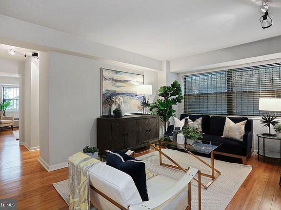 4th image of 1801 Clydesdale Pl NW APT 224