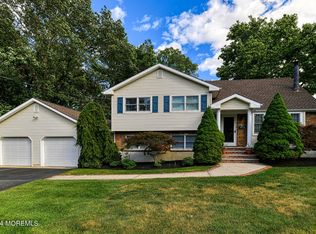 38 Carolyn Rd, Little Silver, NJ 07739