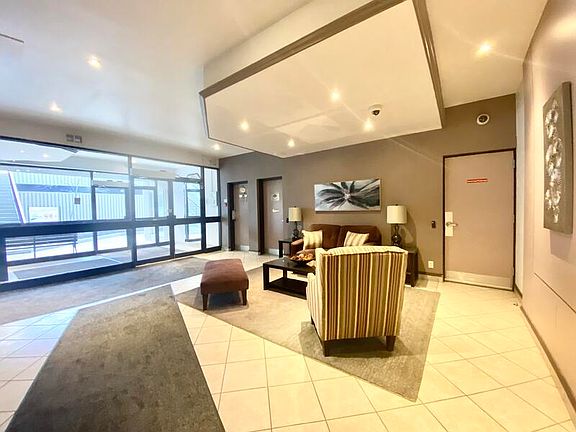 2nd image of 158 B McArthur Ave #102