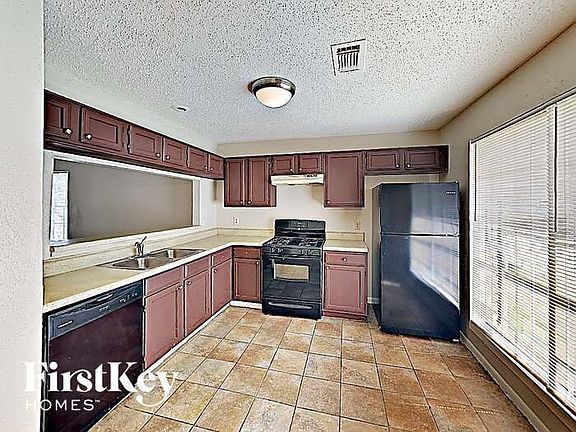 5th image of 6807 Prairie Village Dr