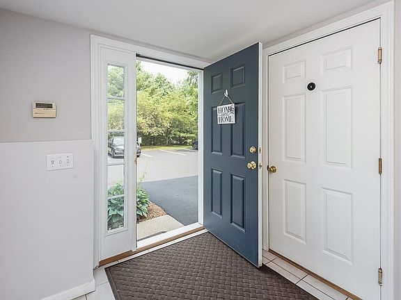 2nd image of 6 Sunnyside Dr