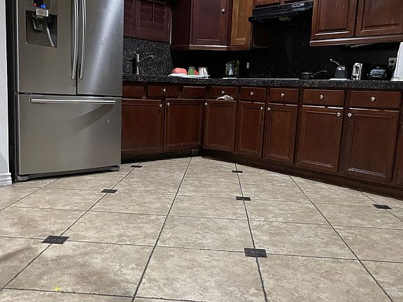 3rd image of 4608 N 54th Ave