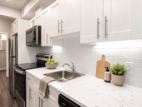 4th image of 753 Wolseley Ave #201