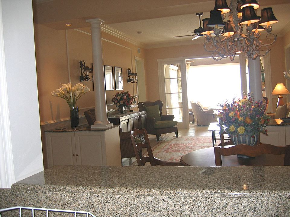 Kitchen to L.R.