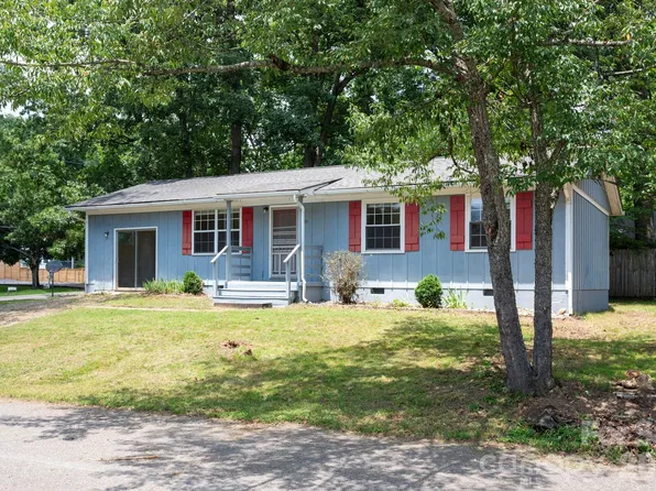 400 Hiawassee Ave, Black Mountain, NC 28711