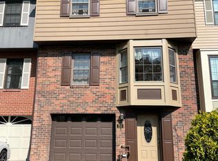 730 Windvue Dr #730, Pittsburgh, PA 15205