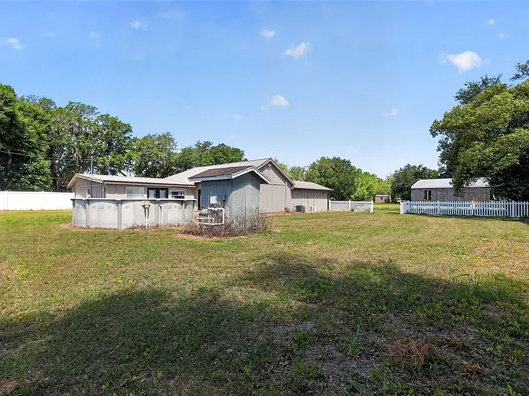 3240 Apfel Rd — Photo 7