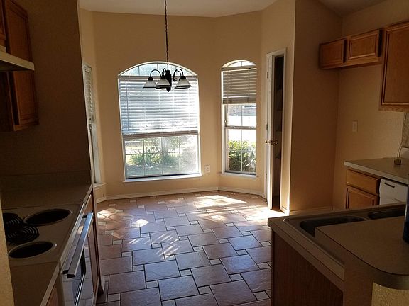 5th image of 1452 Sunny Meadow Dr