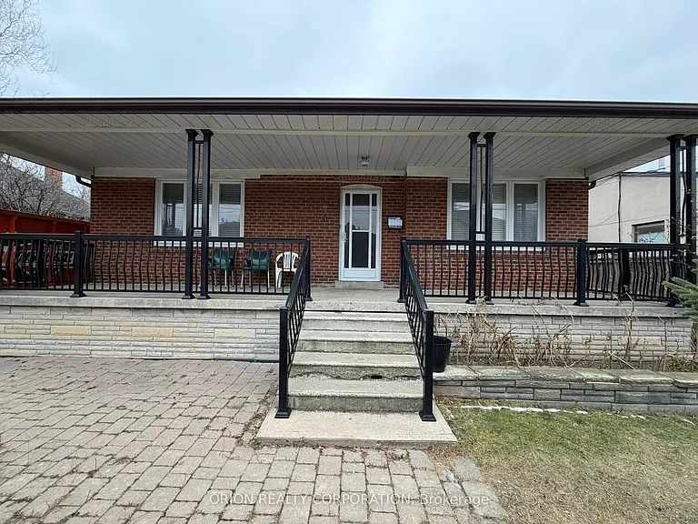3 Romar Cres — Photo 1