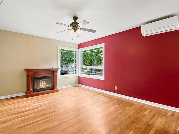5th image of 3908 NW Grant St