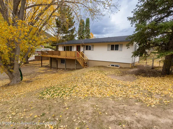 970 Wall St, Meeker, CO 81641