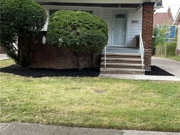 3550 Pennington Rd, Shaker Heights, OH 44120