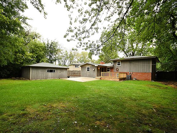 3rd image of 12910 S 71st Ct