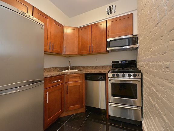 2nd image of 508 W End Ave APT 5A