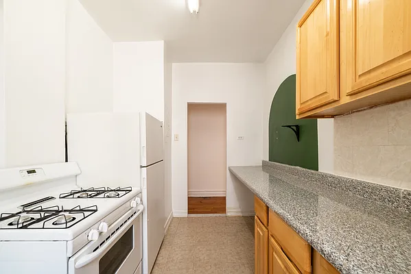 Rented by Joel Scharf, LREB | media 2