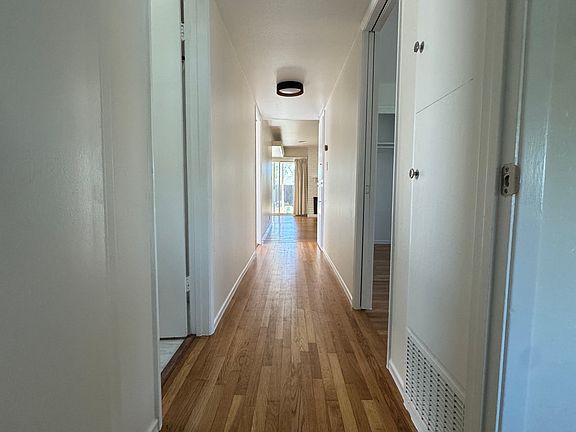 Natural Lighting in Hallway!