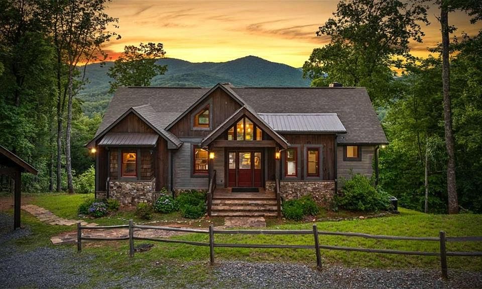1st image of 370 High Ridge Rd