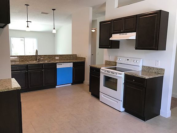 5th image of 3410 Goldenhills St