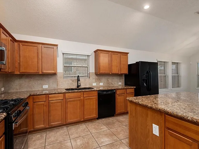 1906 Sonoma Breeze Dr — Photo 13