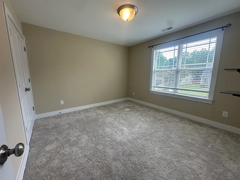 71 Wood Green Dr — Photo 29