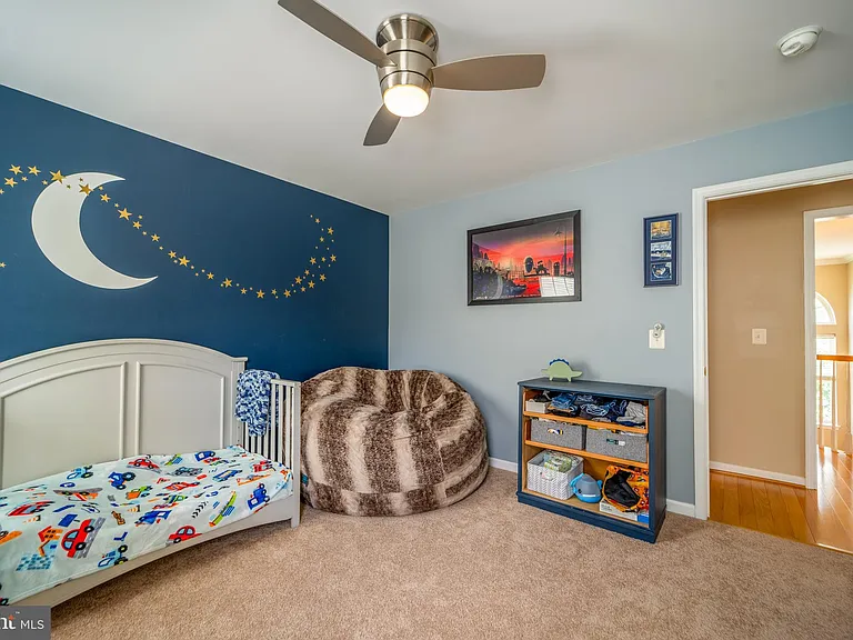 18081 Camdenhurst Dr — Photo 45
