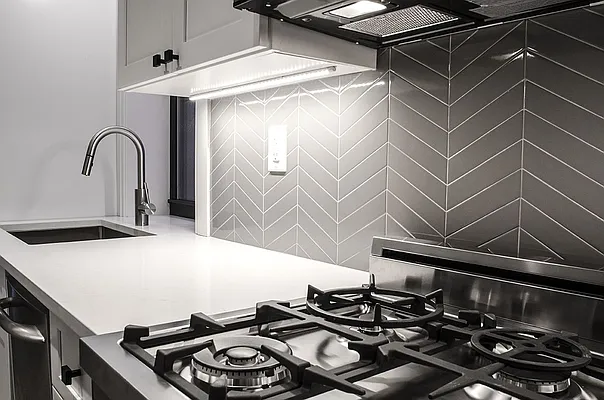 Rented by Argent Advisors LLC | media 40