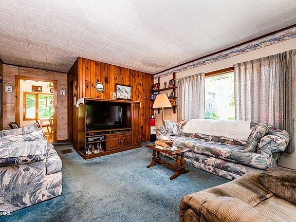 5th image of 7594 Paw Paw Ave