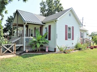 2107 9th Ave, Parkersburg, WV 26101