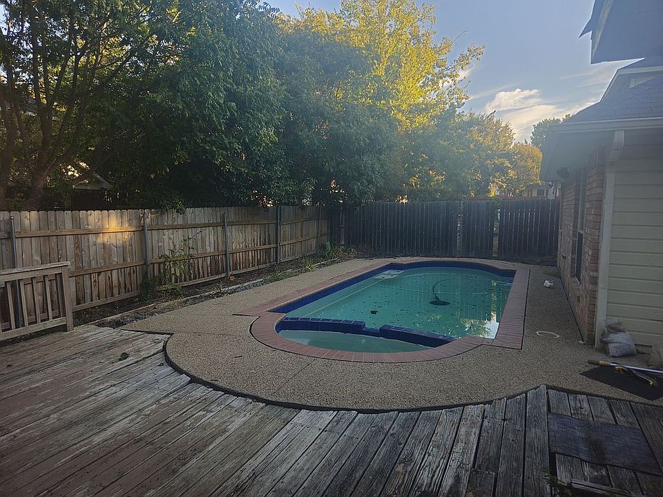 1st image of 5421 Blue Water Lake Dr