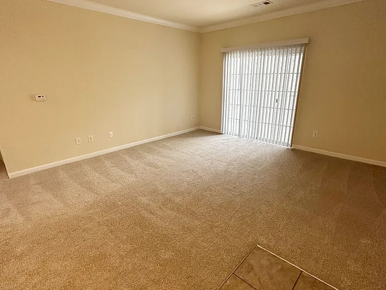 Clairmont at Farmgate — Photo 41