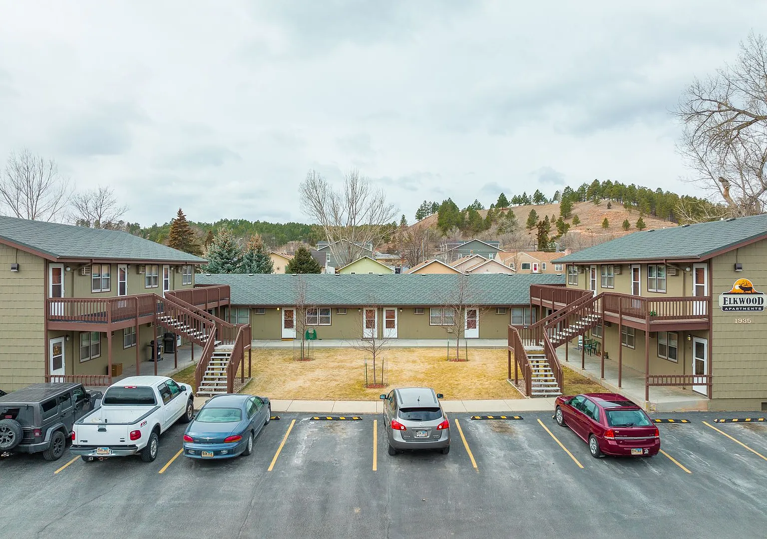 r1935LBP — Photo 1