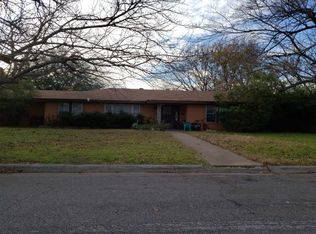 4101 Cummings Dr W, North Richland Hills, TX 76180